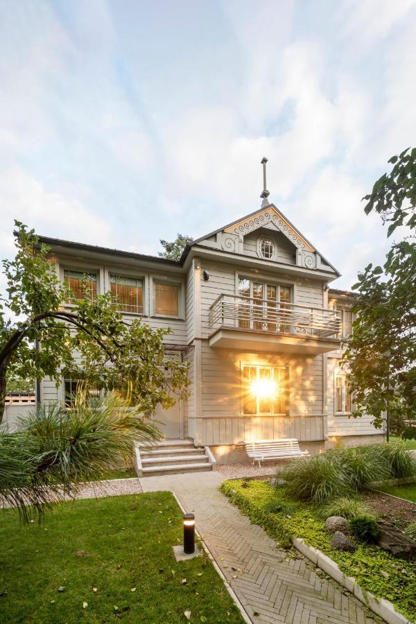 Pine Forest River Villa: Shared Interwar Retreat Near Old Town Kaunas Exterior photo