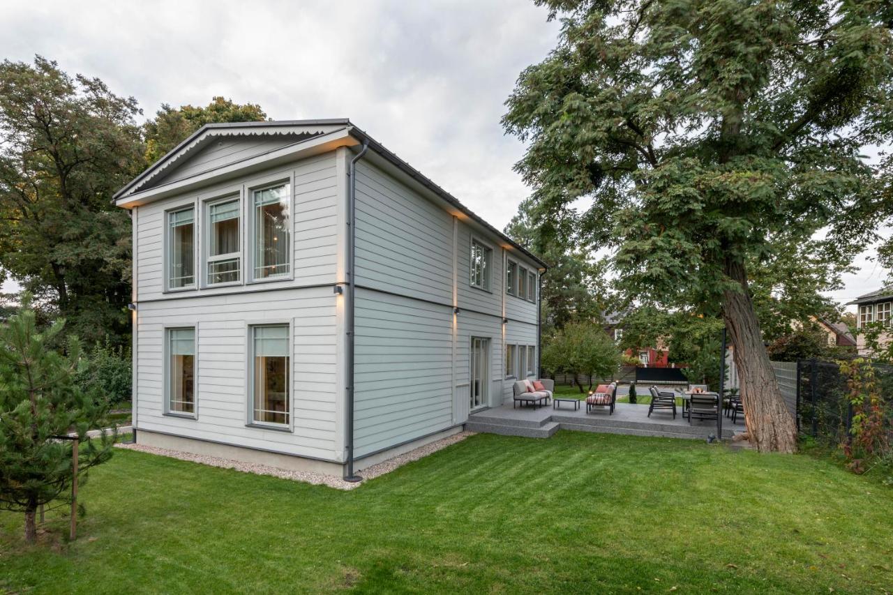 Pine Forest River Villa: Shared Interwar Retreat Near Old Town Kaunas Exterior photo