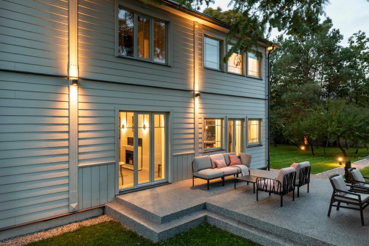 Pine Forest River Villa: Shared Interwar Retreat Near Old Town Kaunas Exterior photo